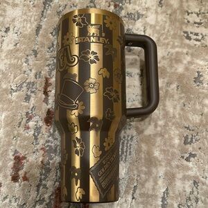 40 oz wonka engraved Stanley